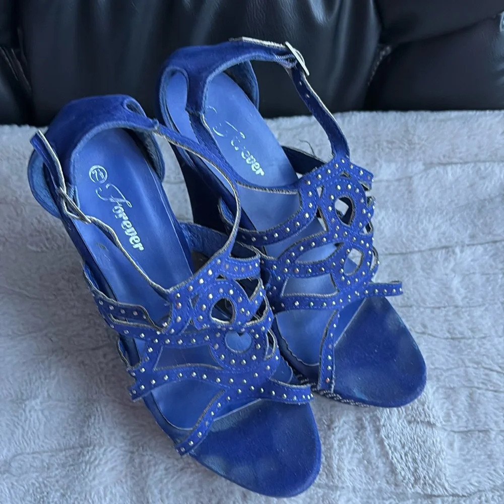 Forever rhinestone blue velvet like wedges